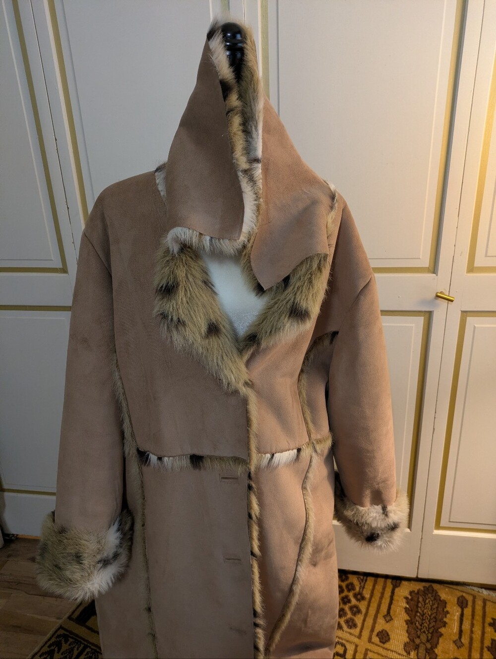 3X Womens Faux Shearling Coat with Fur Trim - Ankle Length - Picture 14 of 16